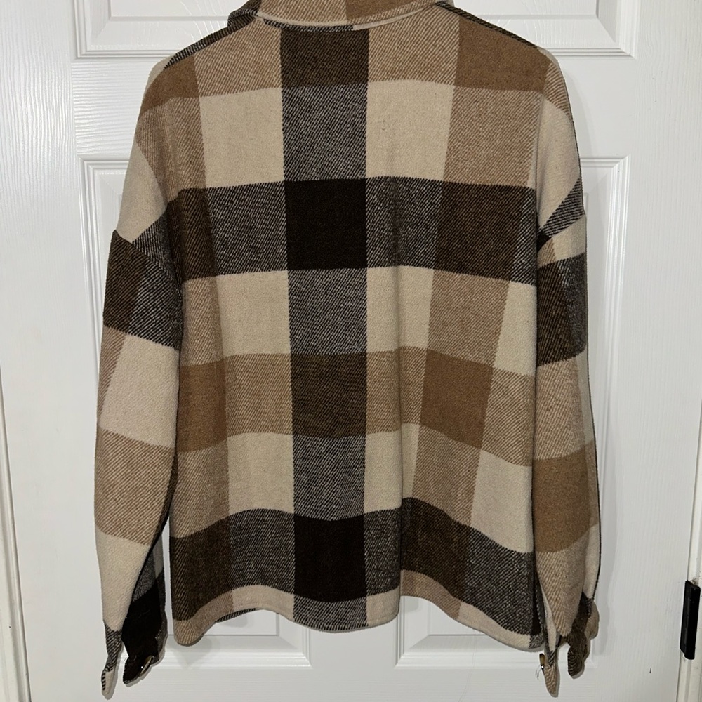 Plaid Button-Up Jacket - Picture 2 of 2